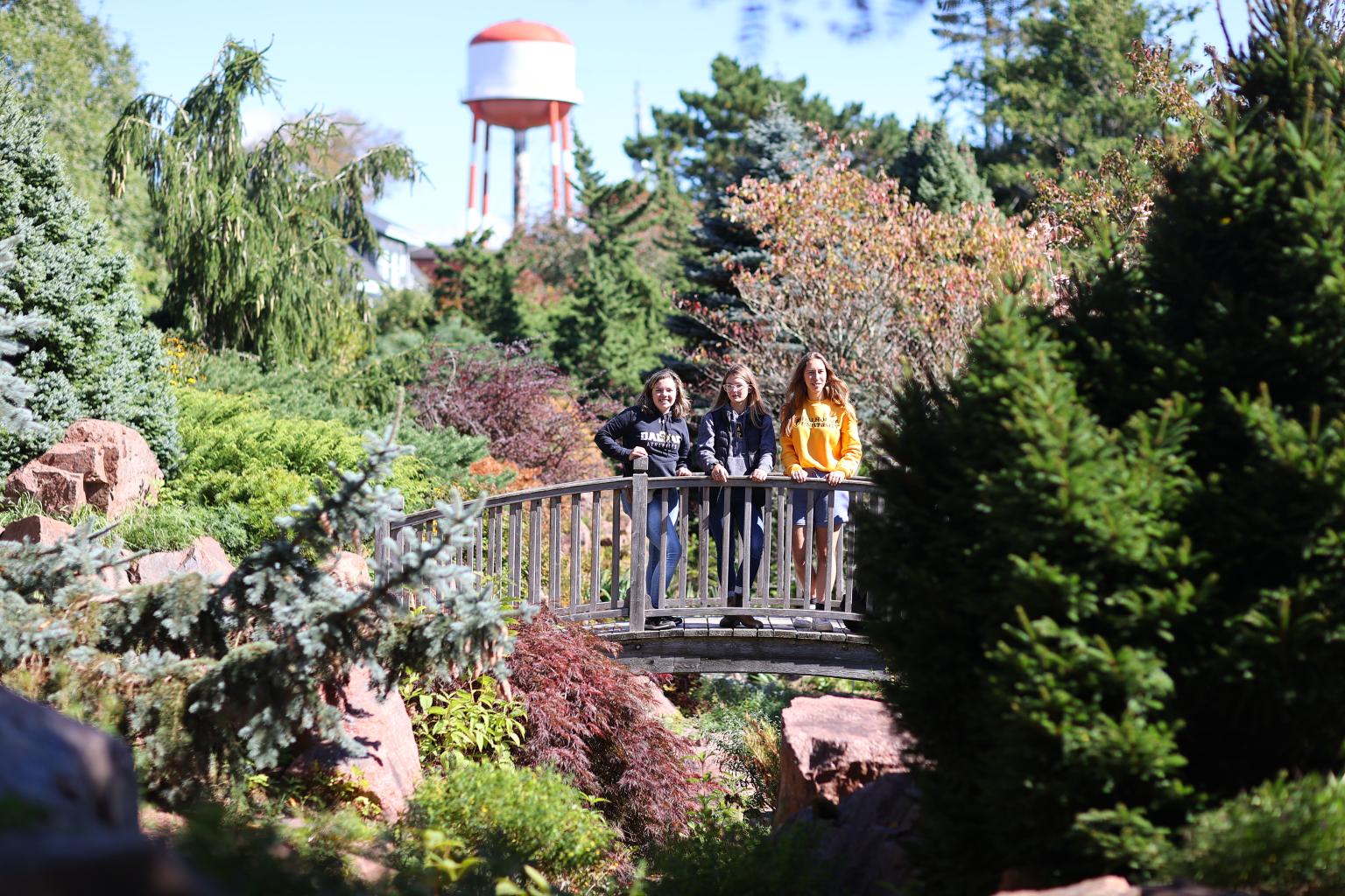 Agricultural campus 14 garden.JPG