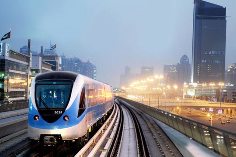 uaeu-dubai-metro-2