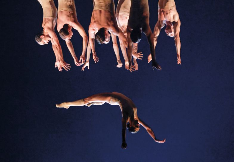 Dancers perform the ballet "Soul Chain" by the Staatstheater Mainz  to illustrate From the top down: a call to action