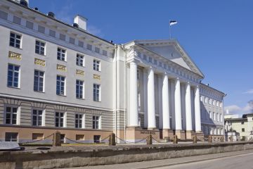  Main building of Tartu University