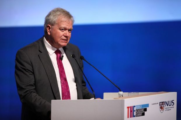 Brian Schmidt speaks at the World Academic Summit