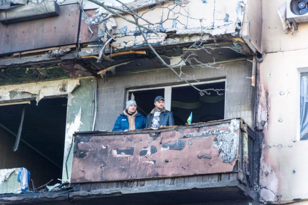 Damage to an apartment building in Kyiv, an explosion due to a hit by a military shell.