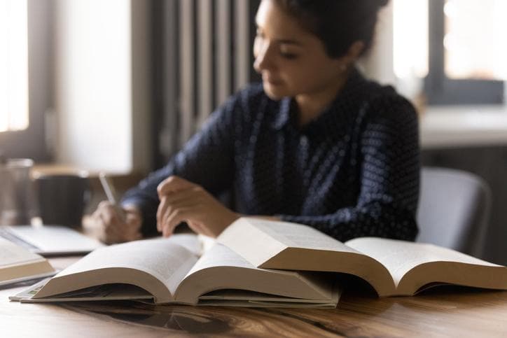 istock/woman writing