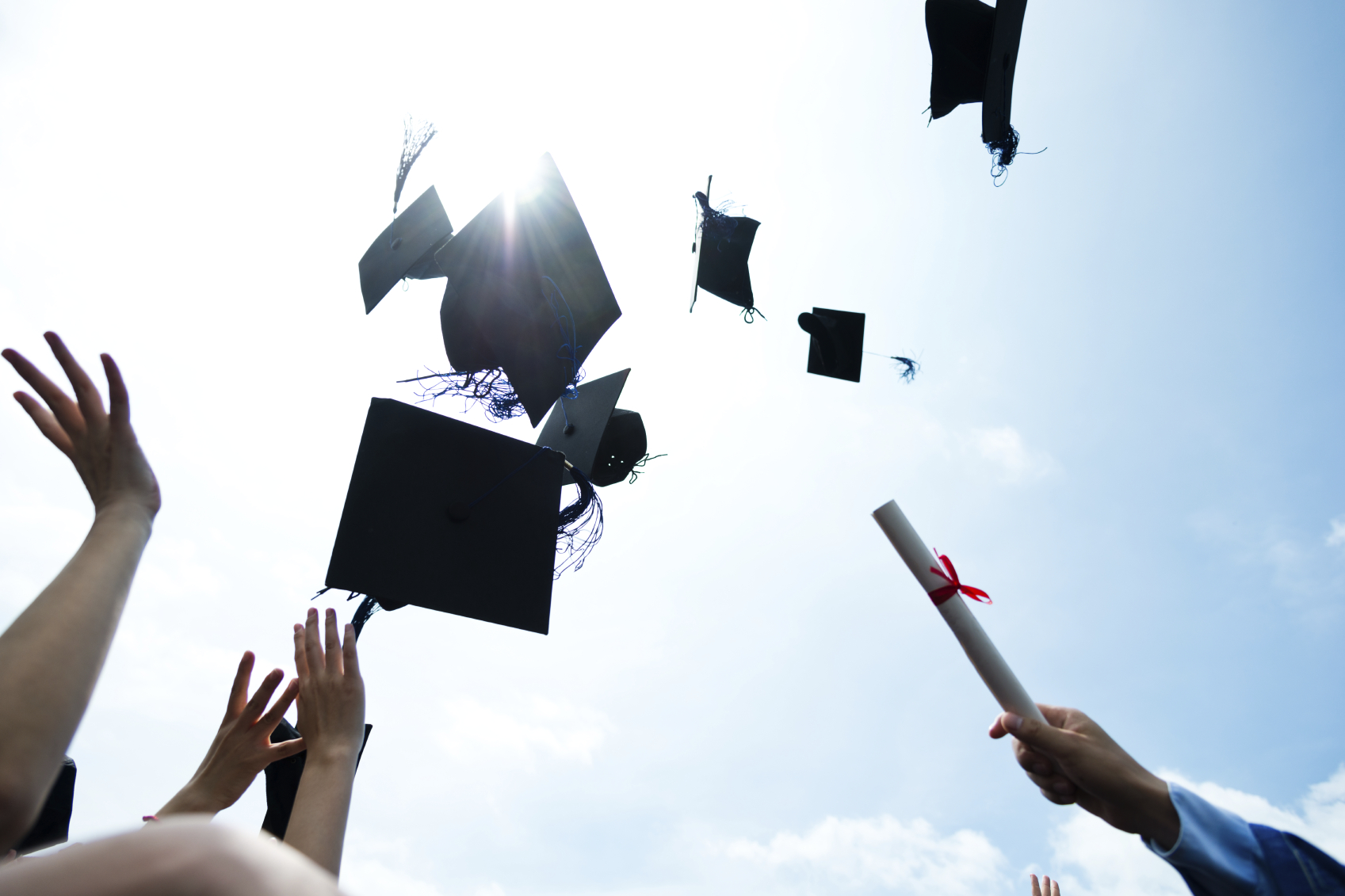 How To Have A Memorable Graduation Ceremony At Home Student